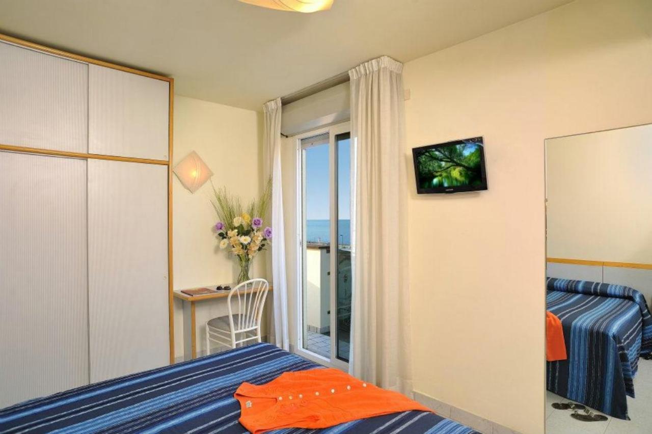 Hotel Astra Ριτσιόνε Εξωτερικό φωτογραφία